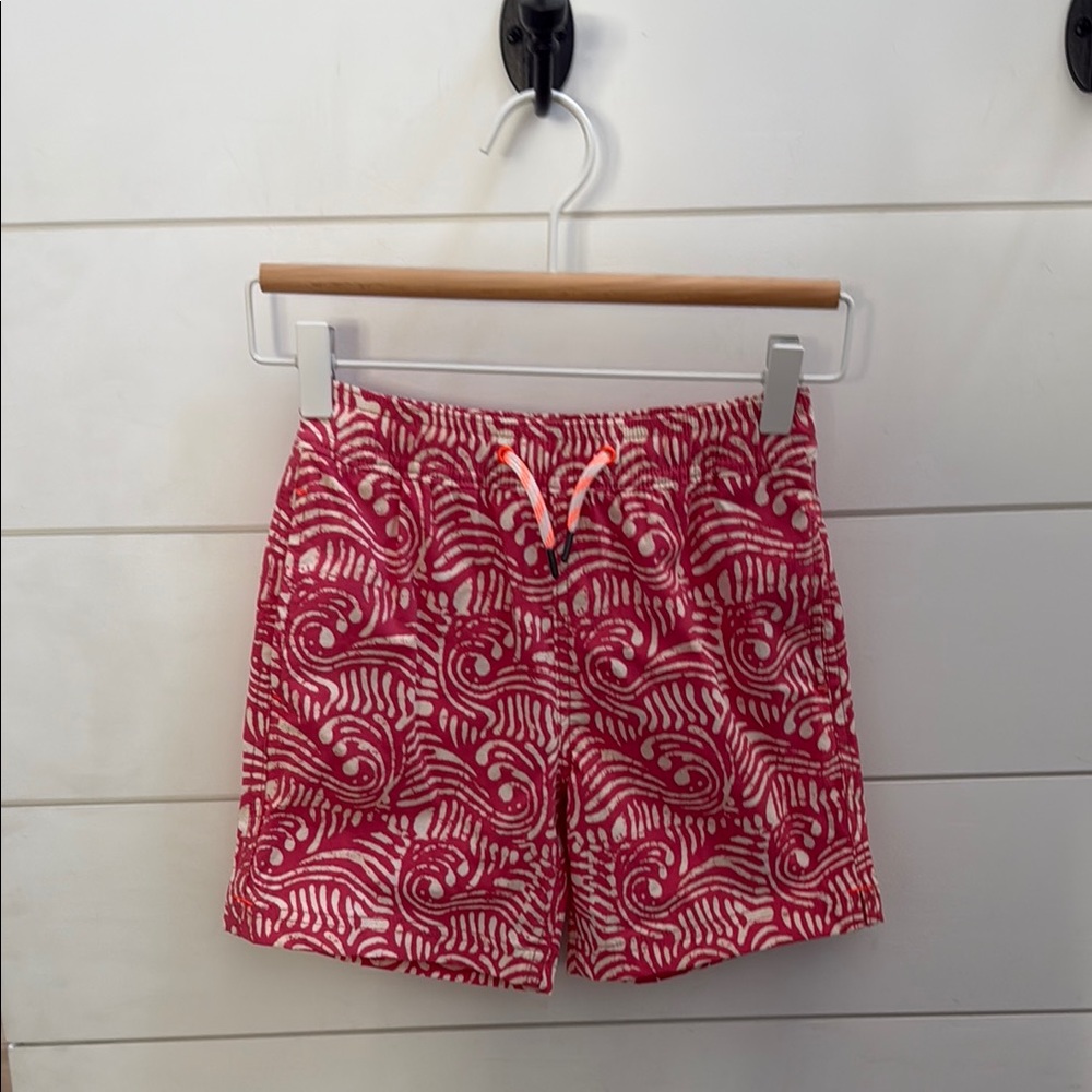 J Crew Crewcuts Boys Pink and White Patterned Swim Trunks Size 7 NWOT